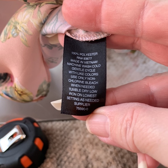 Worthington Woman plus size cold shoulder top - Picture 5 of 5